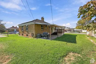 190 Ross Dr, Clearfield, UT 84015 - Photo 36