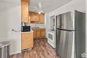 190 Ross Dr, Clearfield, UT 84015 - Photo 12