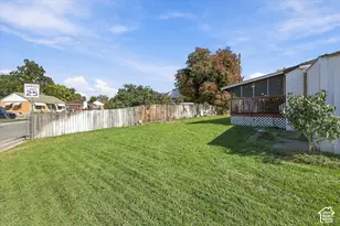 190 Ross Dr, Clearfield, UT 84015 - Photo 32