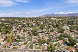 190 Ross Dr, Clearfield, UT 84015 - Photo 40