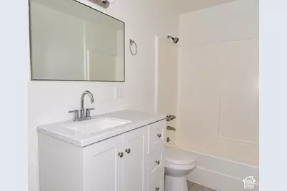 3077 W Lehman Ave, West Valley, UT 84119 - Photo 8