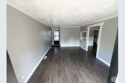208 N Garden Park W, Orem, UT 84057 - Photo 6