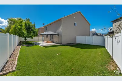 972 N 210 W, Tooele, UT 84074 - Photo 4
