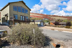 834 N Buffsilt Ct, Garden City, UT 84028 - Photo 2