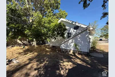 167 W 200 S, Tooele, UT 84074 - Photo 4