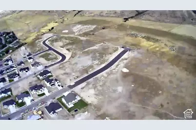 1213 E 160 N #8, Hyde Park, UT 84318 - Photo 1
