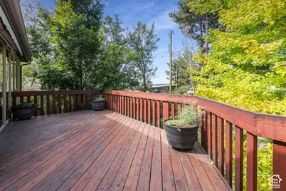 2931 E La Joya Dr, Holladay, UT 84124 - Photo 32