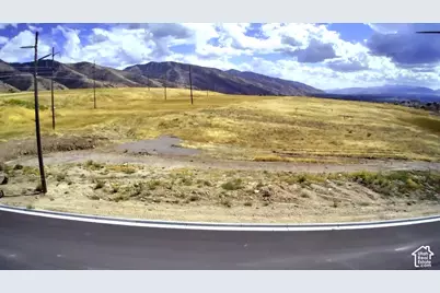 1272 E 160 N #12, Hyde Park, UT 84318 - Photo 2