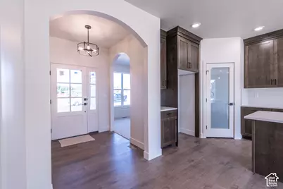 196 E 625 S, Hyde Park, UT 84318 - Photo 2