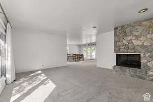 399 Oak Ln, Farmington, UT 84025 - Photo 6