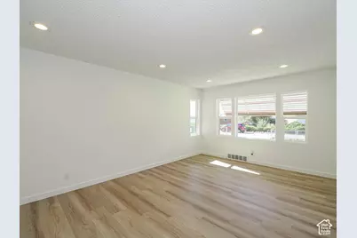 329 W Francis Ave, Layton, UT 84041 - Photo 6