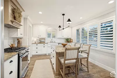 425 E 400 N, Bountiful, UT 84010 - Photo 8