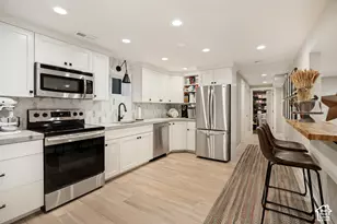 425 E 400 N, Bountiful, UT 84010 - Photo 26
