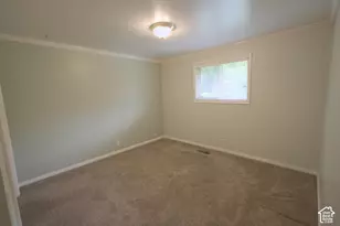 1254 N Main St, Centerville, UT 84014 - Photo 16