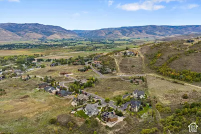 6481 Summit Cv #37, Huntsville, UT 84317 - Photo 2