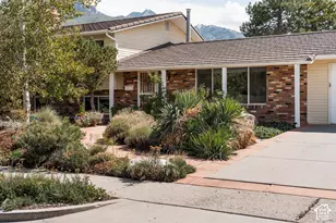 2582 E Cavalier Dr S, Cottonwood Heights, UT 84121 - Photo 4