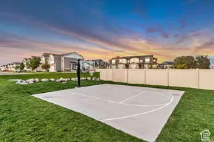 247 E Sunshine Dr, Saratoga Springs, UT 84045 - Photo 36