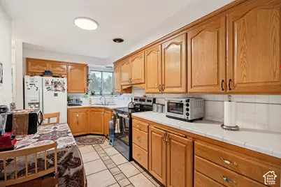 56 E 7720 S, Midvale, UT 84047 - Photo 14