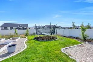 4822 N Canaan Peak Dr, Eagle Mountain, UT 84005 - Photo 38