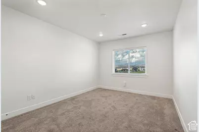 2907 E Dreyden Ln, Eagle Mountain, UT 84005 - Photo 32