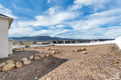 2907 E Dreyden Ln, Eagle Mountain, UT 84005 - Photo 8