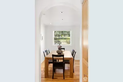 189 N R St E, Salt Lake City, UT 84103 - Photo 12
