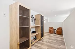 189 N R St E, Salt Lake City, UT 84103 - Photo 36