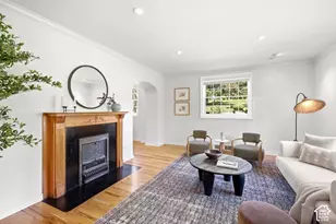 189 N R St E, Salt Lake City, UT 84103 - Photo 8
