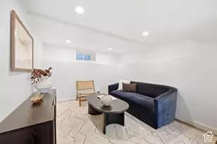 189 N R St E, Salt Lake City, UT 84103 - Photo 38