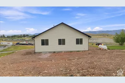 2513 S Country Club Dr #22, Garden City, UT 84028 - Photo 48