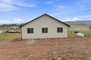 2513 S Country Club Dr, Garden City, UT 84028 - Photo 48