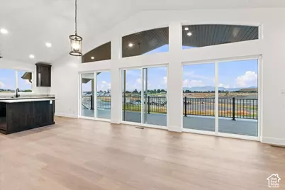 2513 S Country Club Dr #22, Garden City, UT 84028 - Photo 10