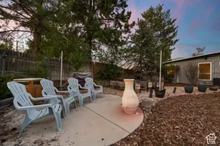8678 S Mount Majestic Rd, Sandy, UT 84093 - Photo 36