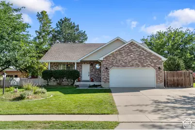 3925 W Dunkeld St S, South Jordan, UT 84095 - Photo 2
