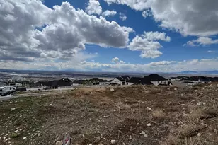 1128 W Caribou Ct, Pleasant View, UT 84414 - Photo 1