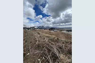 1128 W Caribou Ct, Pleasant View, UT 84414 - Photo 2
