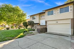 756 E Rainforest Dr, Murray, UT 84107 - Photo 2