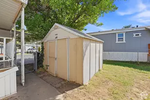 8400 S 4000 W, West Jordan, UT 84088 - Photo 20