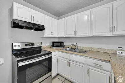 4945 S 4900 W, Kearns, UT 84118 - Photo 2