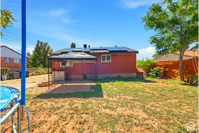 160 W 350 N, Clearfield, UT 84015 - Photo 22