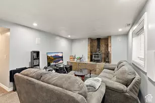 6928 S Lynaria Ct, West Jordan, UT 84081 - Photo 18