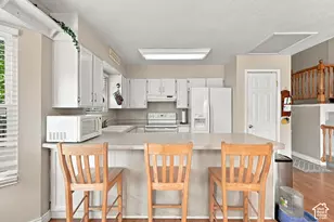 6928 S Lynaria Ct, West Jordan, UT 84081 - Photo 8