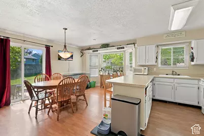6928 S Lynaria Ct, West Jordan, UT 84081 - Photo 6