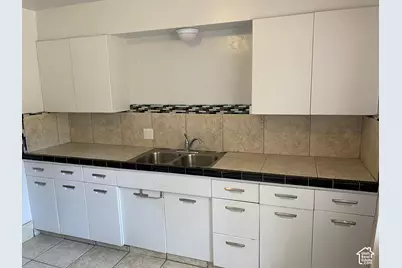 110 E 2250 S, Bountiful, UT 84010 - Photo 8