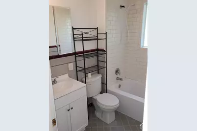 110 E 2250 S, Bountiful, UT 84010 - Photo 16