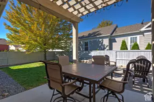 4371 W Iron Mountain Dr, South Jordan, UT 84009 - Photo 8