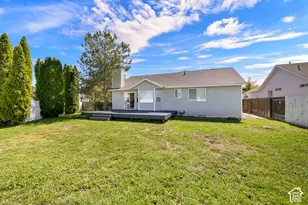 2122 W 1345 N, Layton, UT 84041 - Photo 4