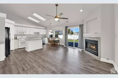 2122 W 1345 N, Layton, UT 84041 - Photo 6