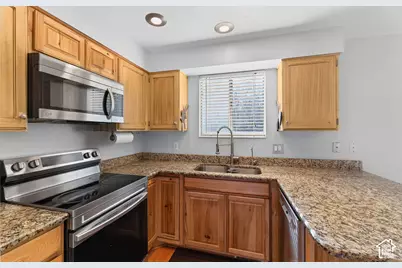 5485 S 3320 W, Taylorsville, UT 84129 - Photo 6