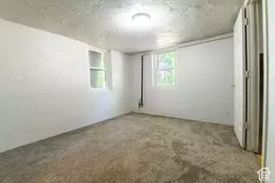 54 S 800 W, Salt Lake City, UT 84104 - Photo 18